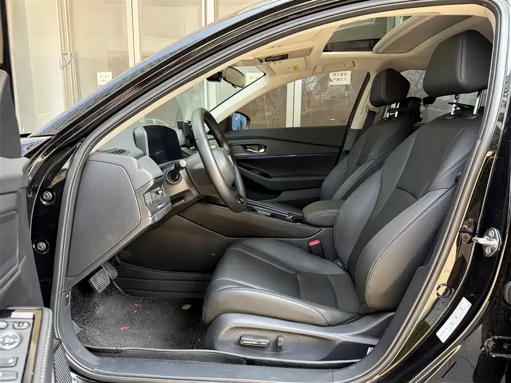 Honda Accord — фото 6