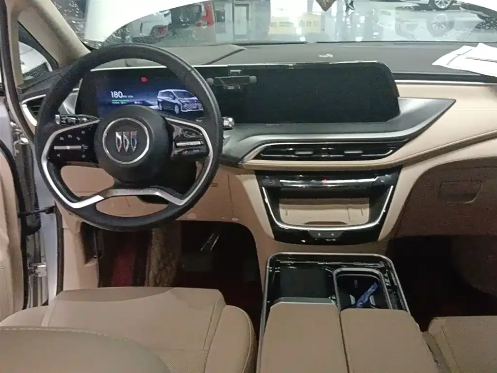 Buick GL8 Hybrid — фото 5
