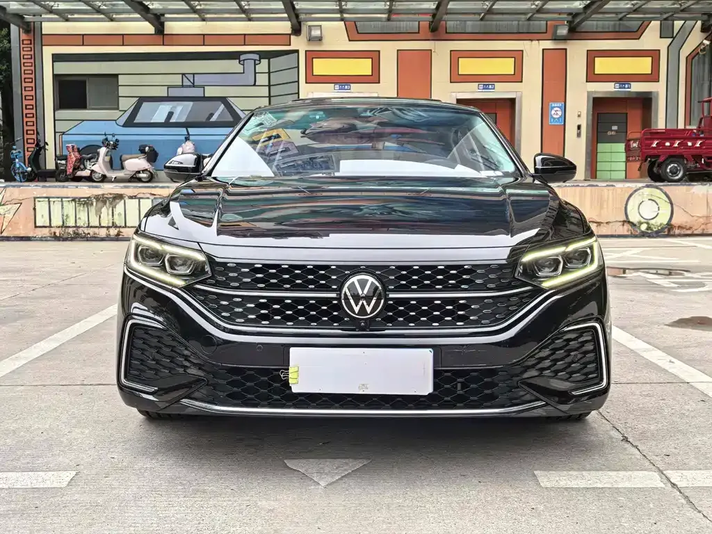 Volkswagen Passat — фото 5