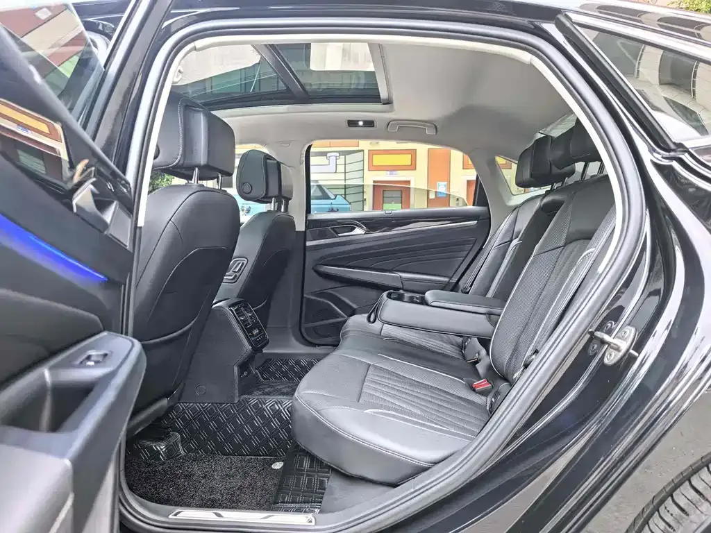 Volkswagen Passat — фото 2