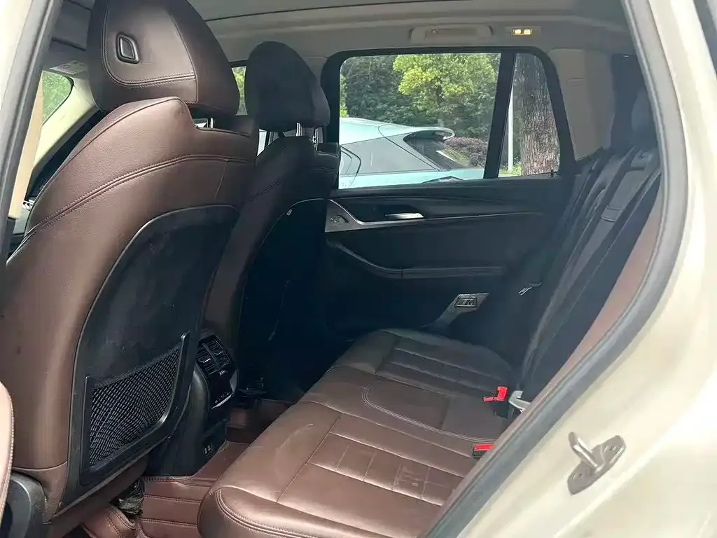 BMW X3 2021 из CN, фото 2