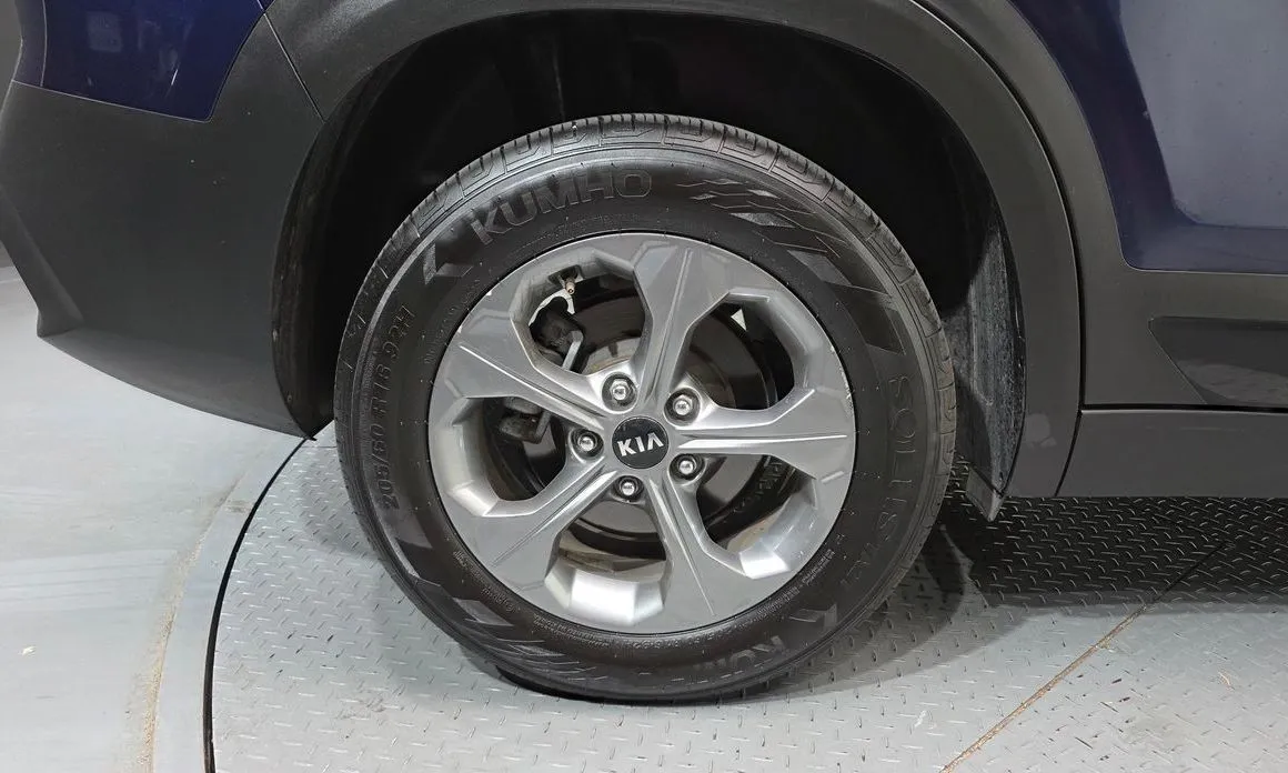 Kia Seltos 2021 из KR, фото 2