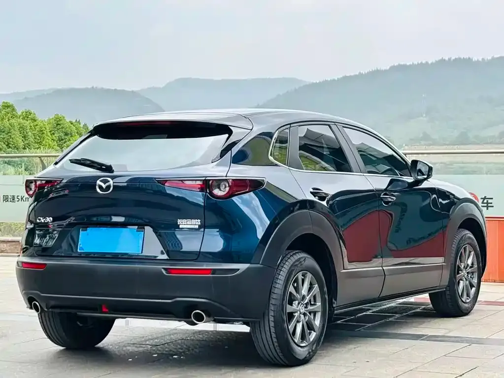 Mazda CX-30 2021 из CN, фото 2
