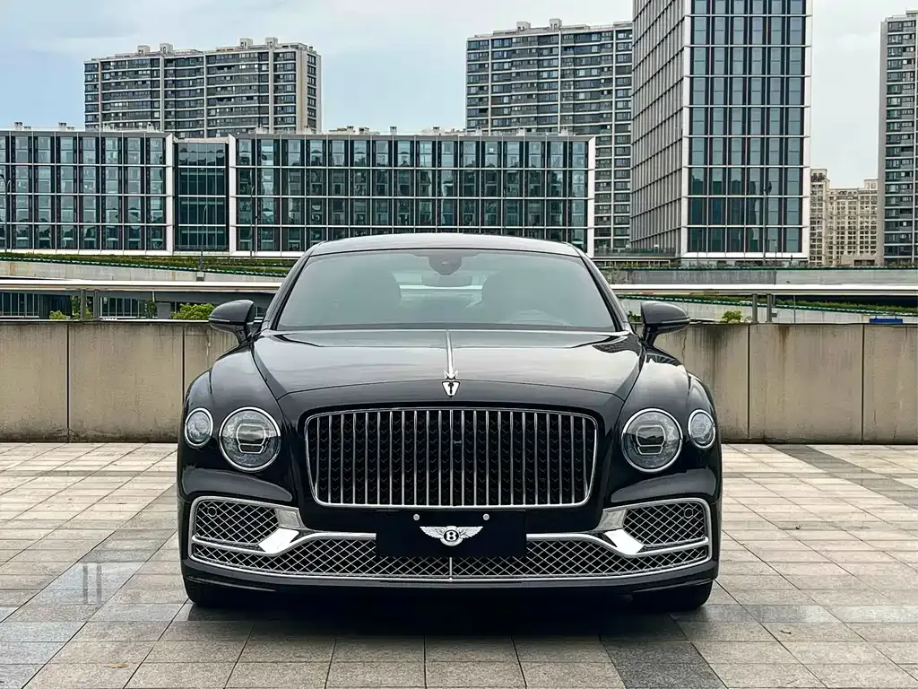 Bentley Flying Spur PHEV 2022 из CN, фото 6