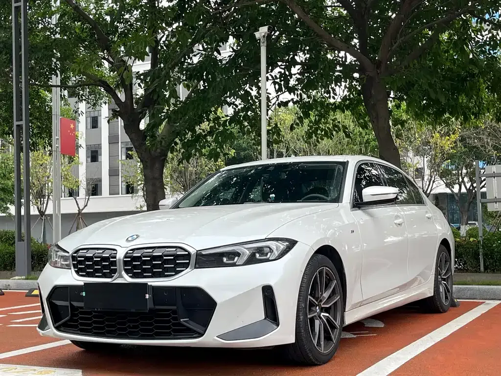 BMW 3 Series — фото 1