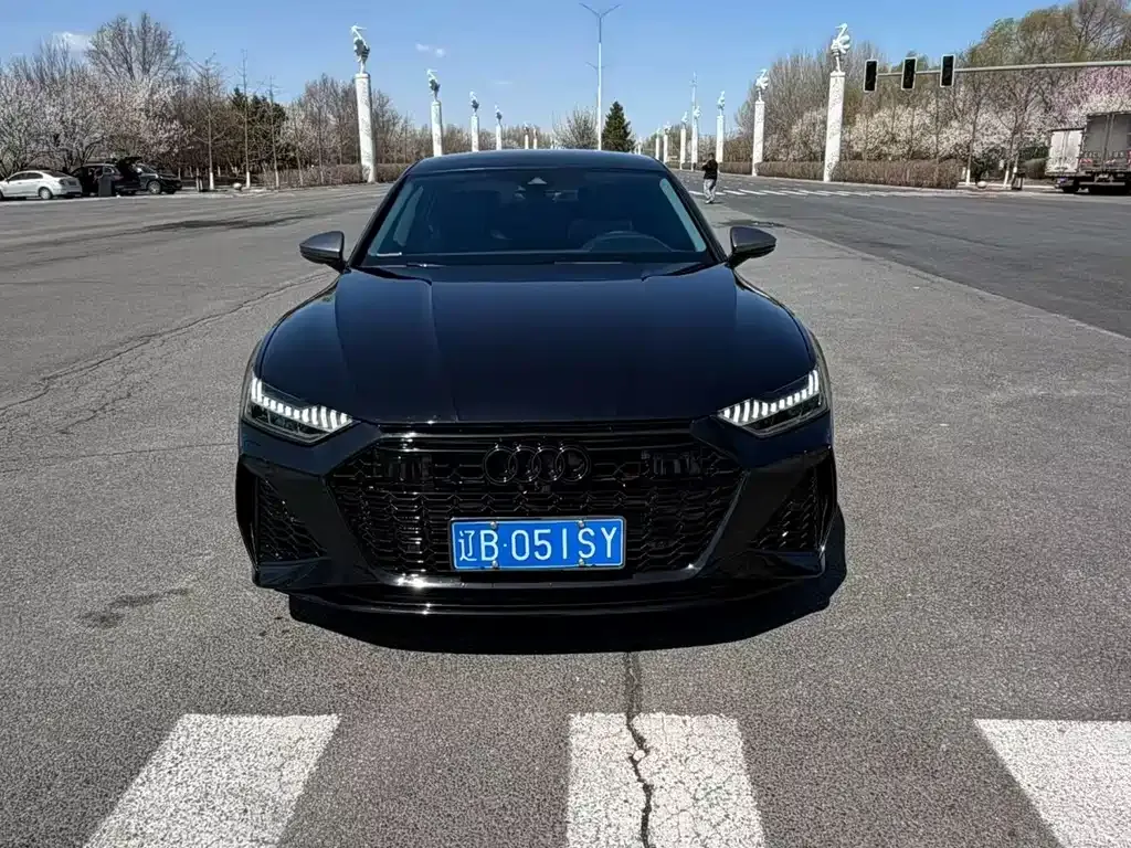 Audi A7L — фото 7