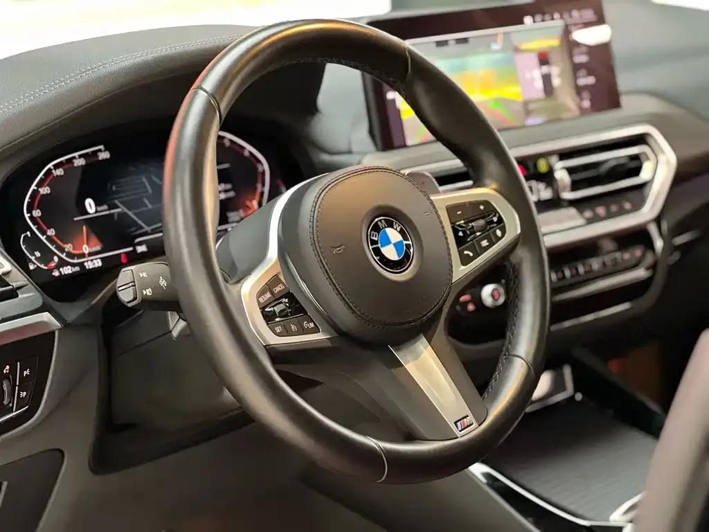 BMW X3 — фото 10