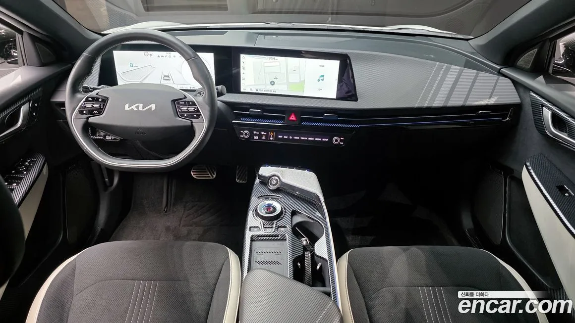 Kia EV6 — фото 10