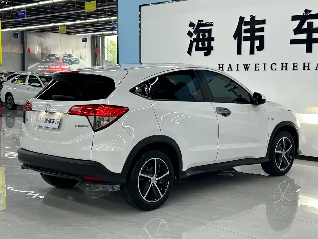 Honda Vezel — фото 10