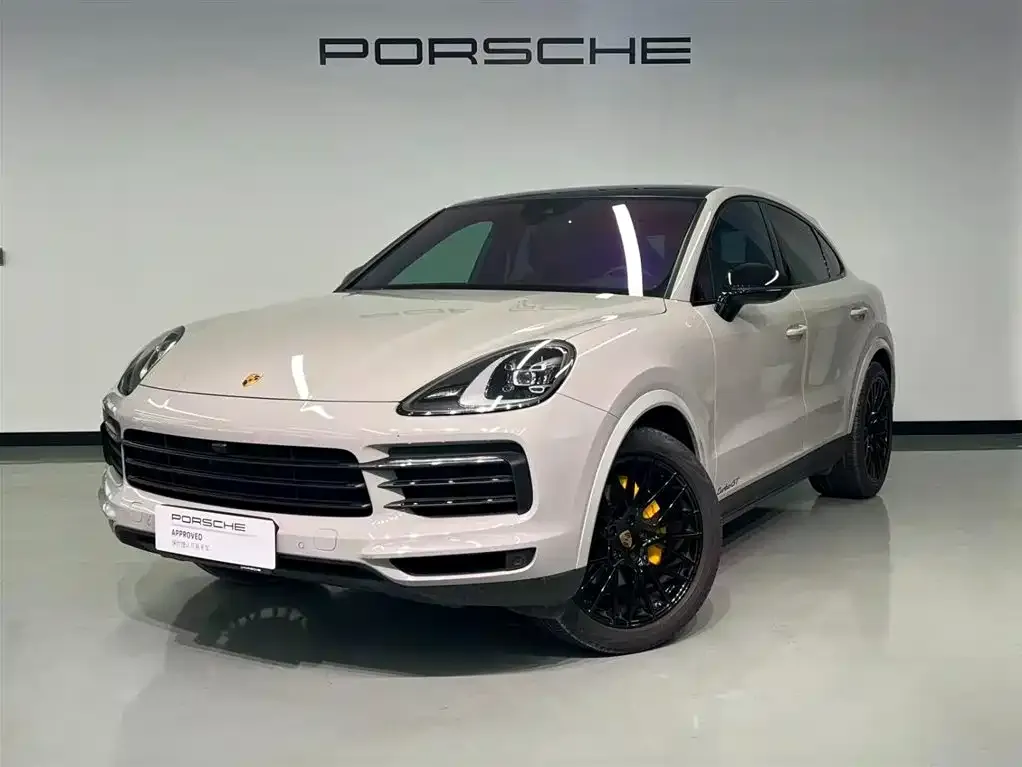 Porsche Cayenne — фото 1