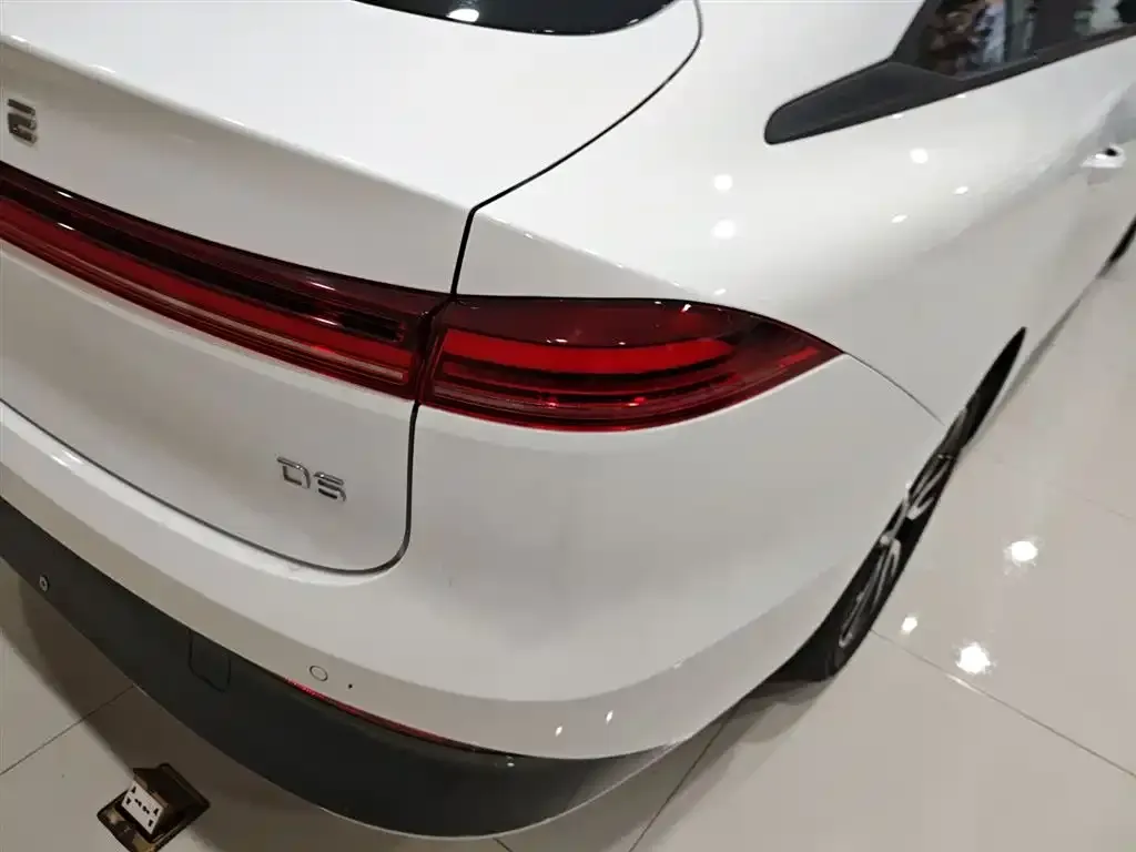 Roewe D6 2025 из CN, фото 4
