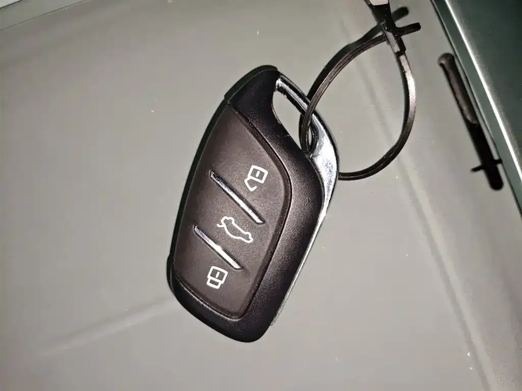 Roewe D6 2025 из CN, фото 9