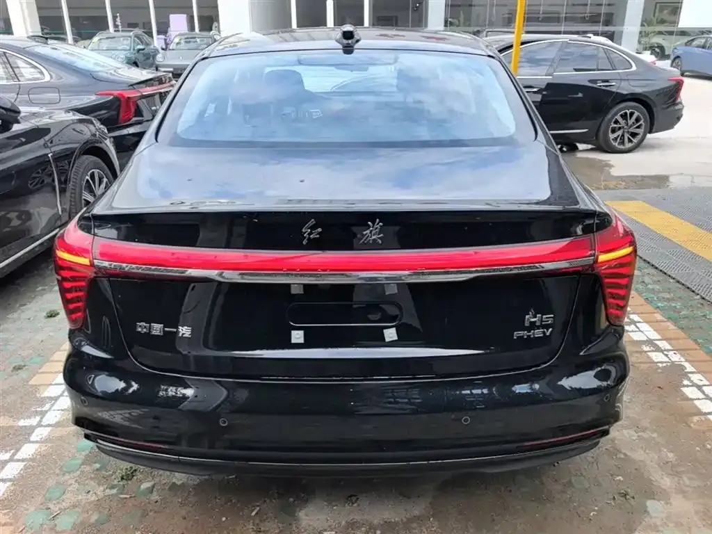 Hongqi H5 PHEV 2026 из CN, фото 4