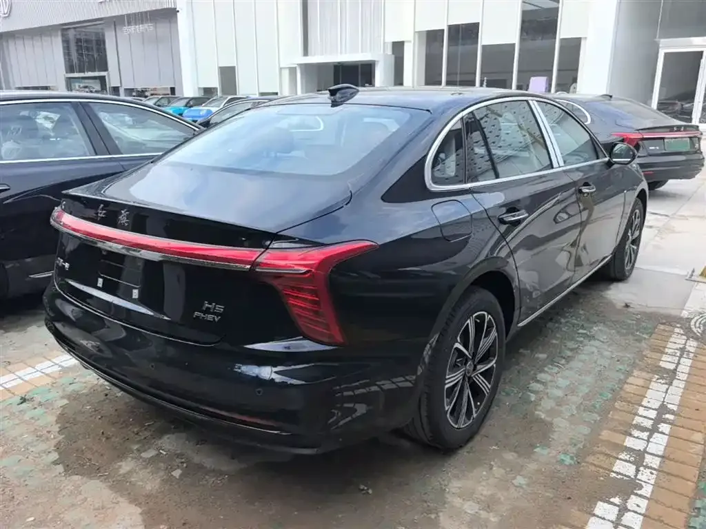 Hongqi H5 PHEV 2026 из CN, фото 10