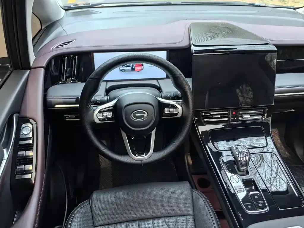 GAC Motor Trumpchi M8 — фото 10