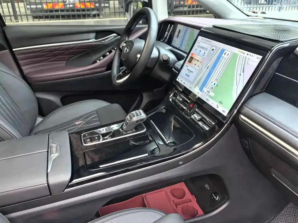 GAC Motor Trumpchi M8 — фото 9