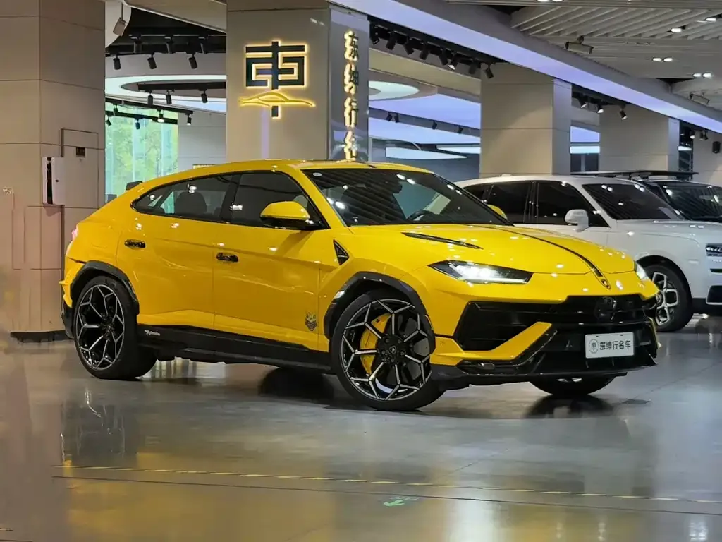 Lamborghini Urus — фото 4