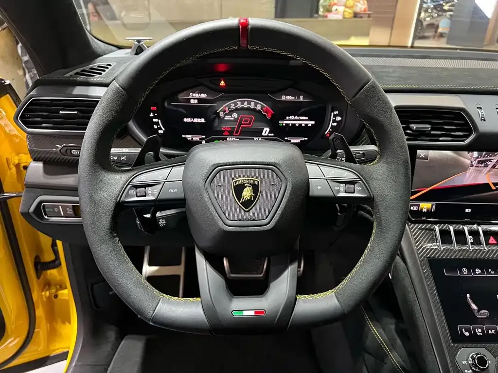 Lamborghini Urus — фото 8