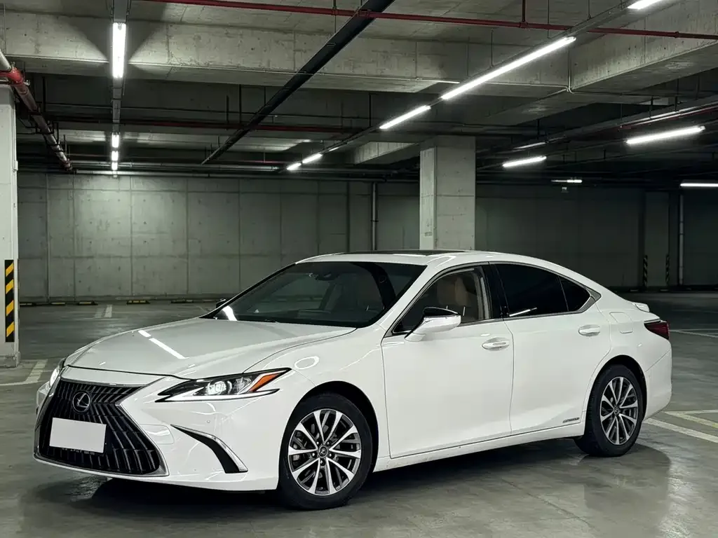 Lexus ES 2022 из CN, фото 1