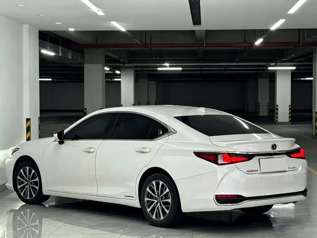 Lexus ES 2022 из CN, фото 4