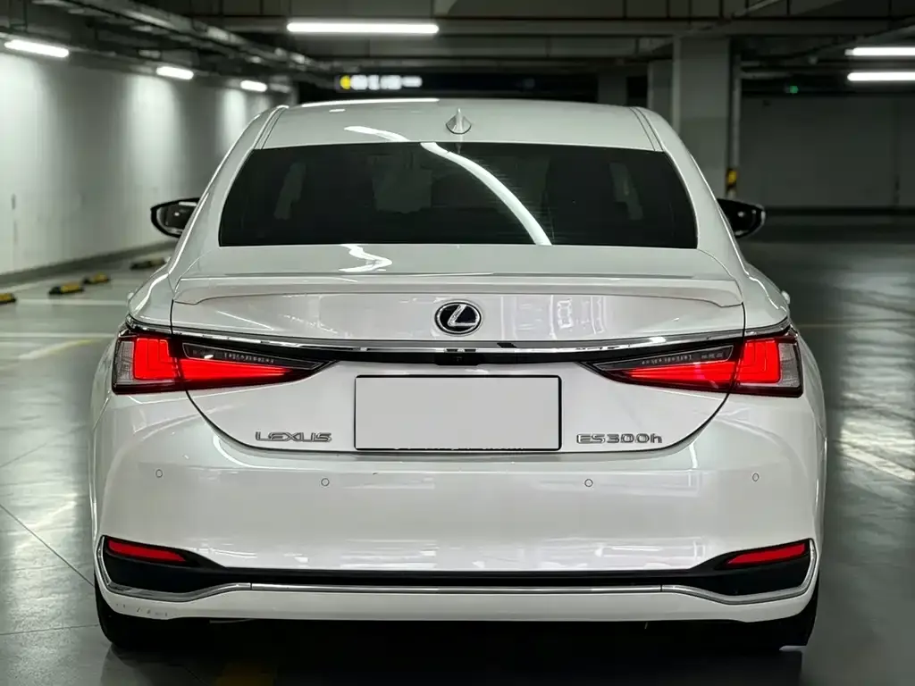 Lexus ES 2022 из CN, фото 7