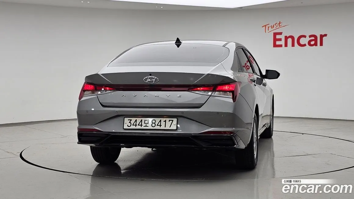 Hyundai AVANTE — фото 8