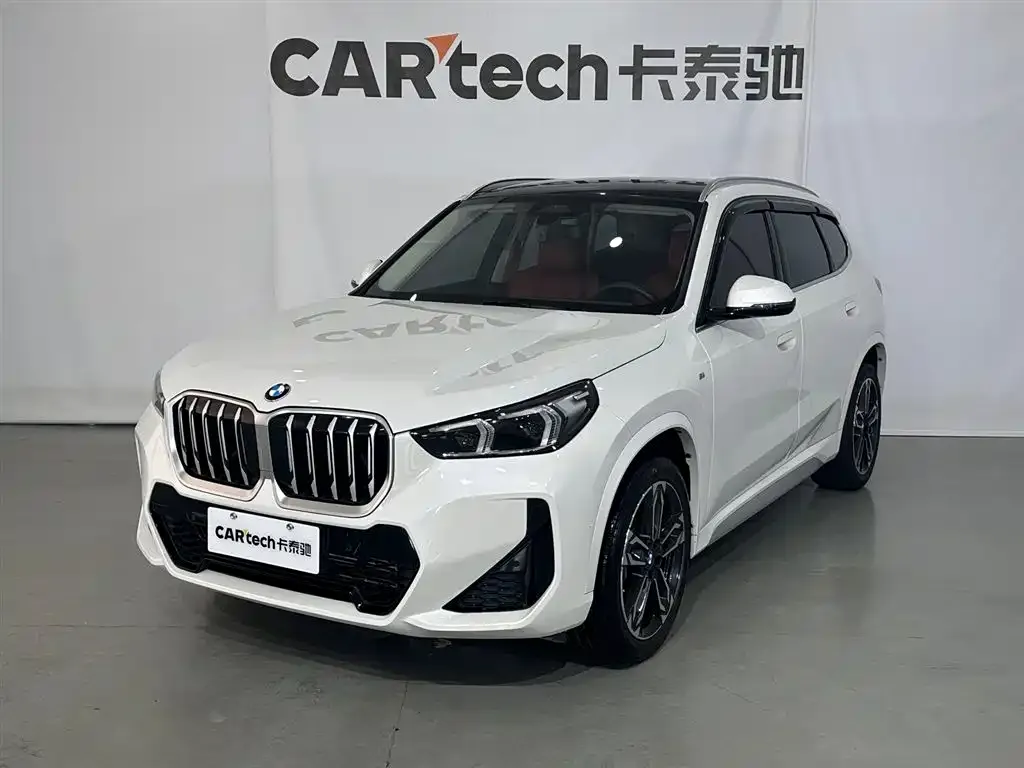 BMW X1 — фото 1