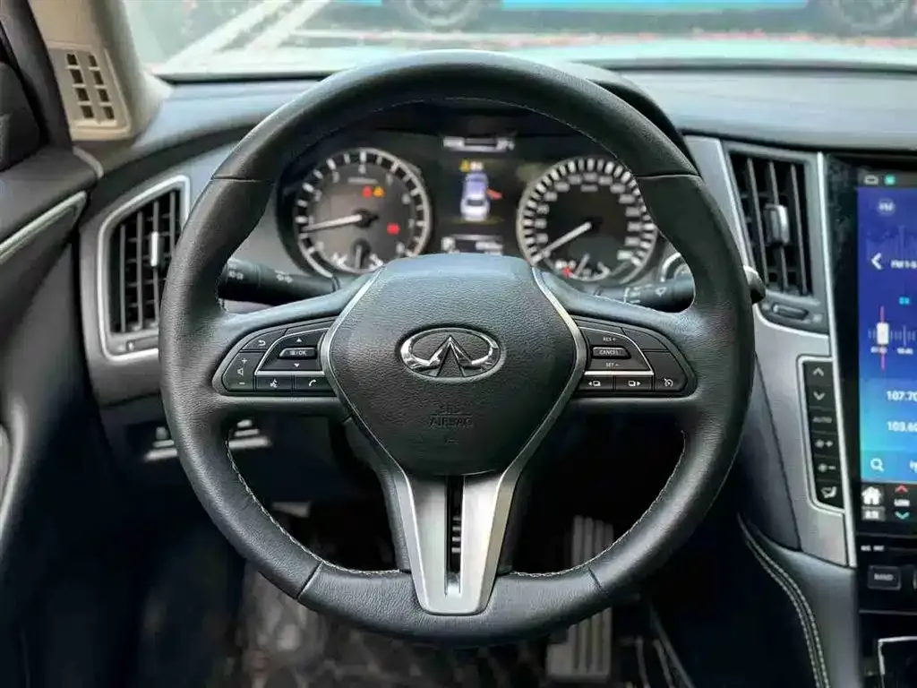 Infiniti Q50L 2023 из CN, фото 5