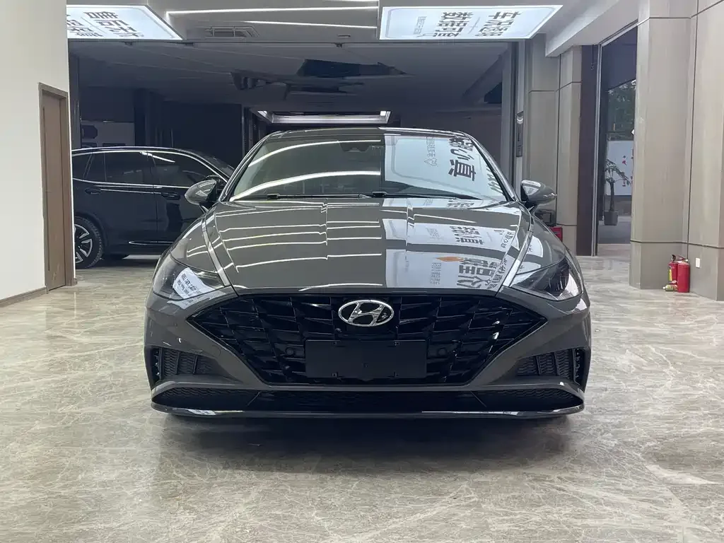Hyundai Sonata — фото 2