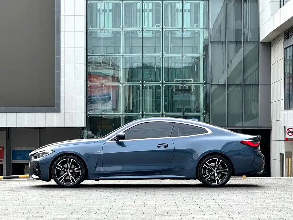 BMW 4 Series 2024 из CN, фото 9