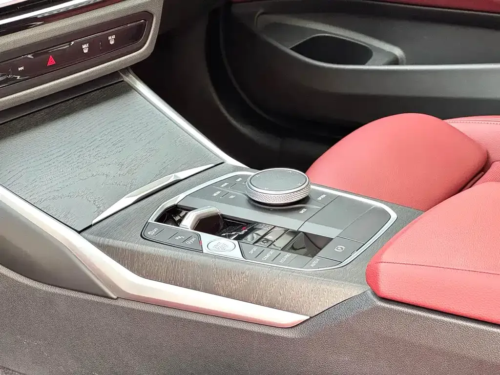 BMW 4 Series 2024 из CN, фото 10
