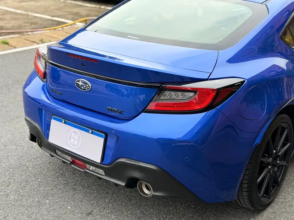 Subaru BRZ 2023 из CN, фото 3