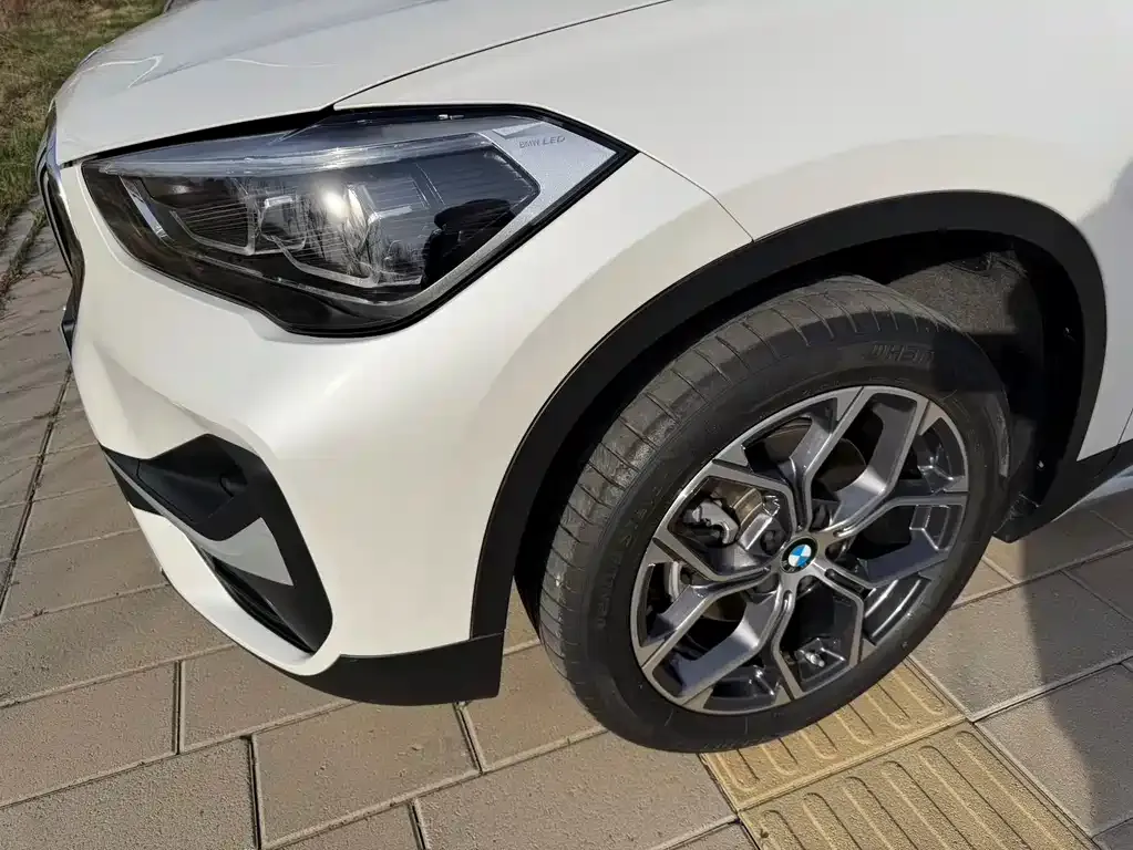 BMW X1 — фото 6