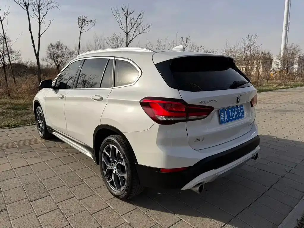 BMW X1 — фото 2
