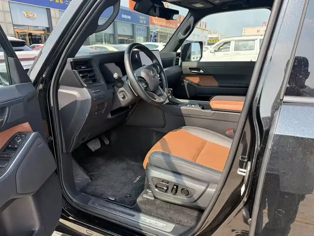 Lexus GX 2024 из CN, фото 10