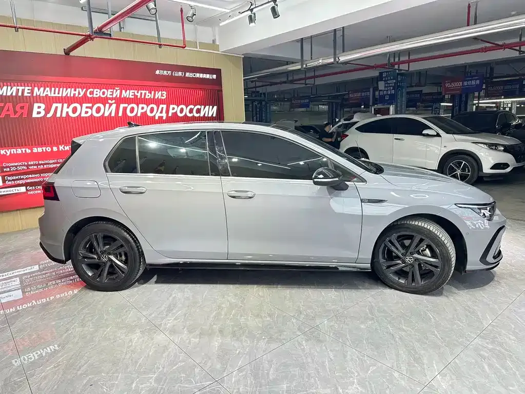 Volkswagen Golf 2022 из CN, фото 9