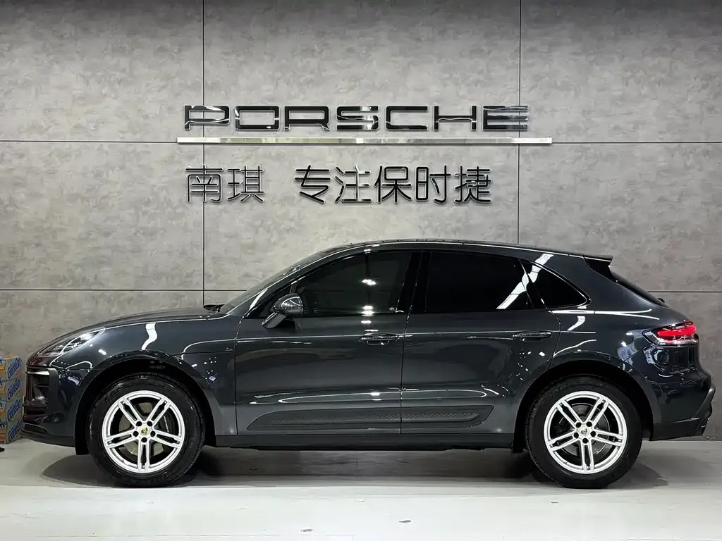 Porsche Macan — фото 10