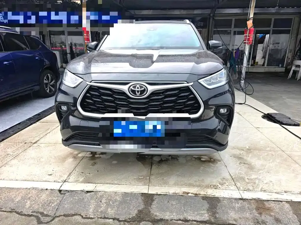 Toyota Highlander — фото 5