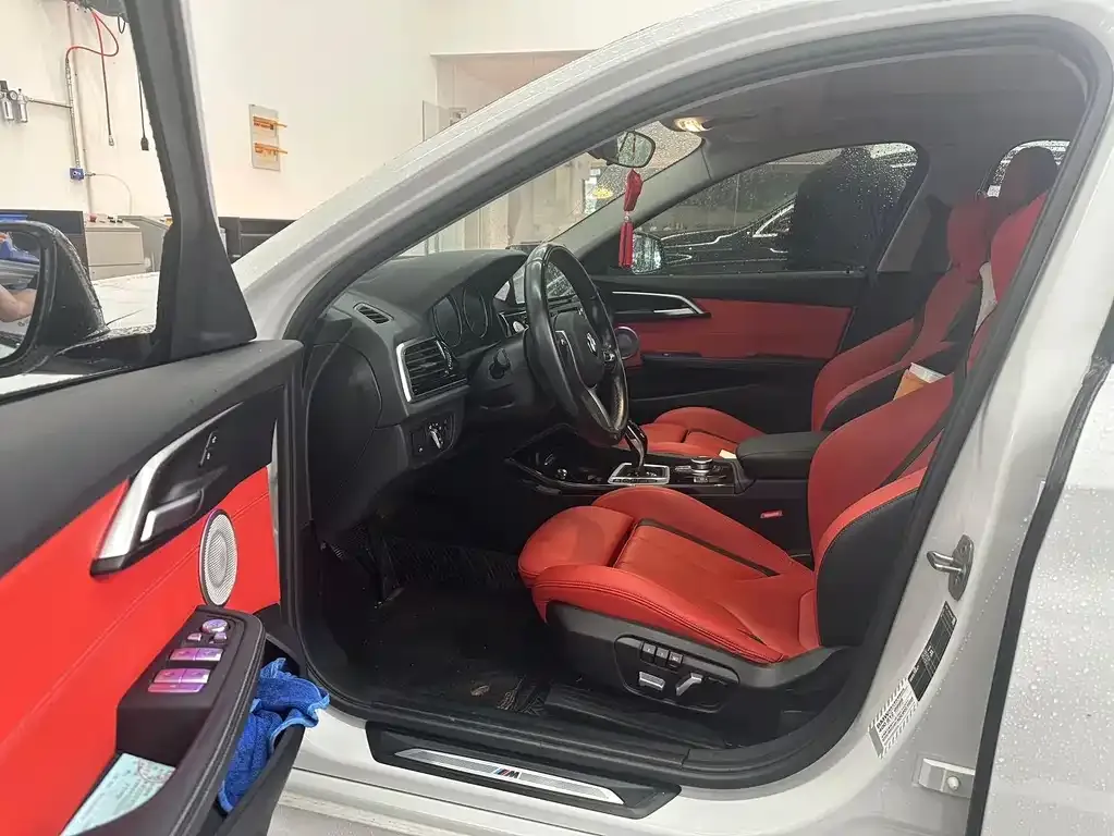 BMW 1 Series 2022 из CN, фото 5