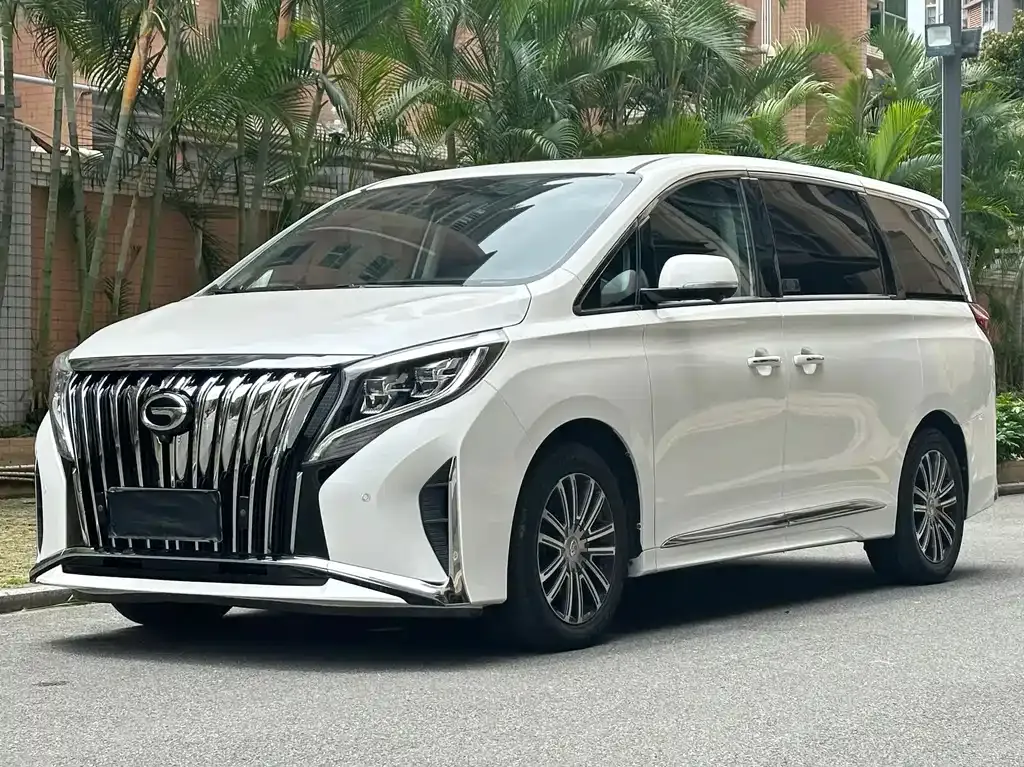 GAC Motor Trumpchi M8 — фото 1