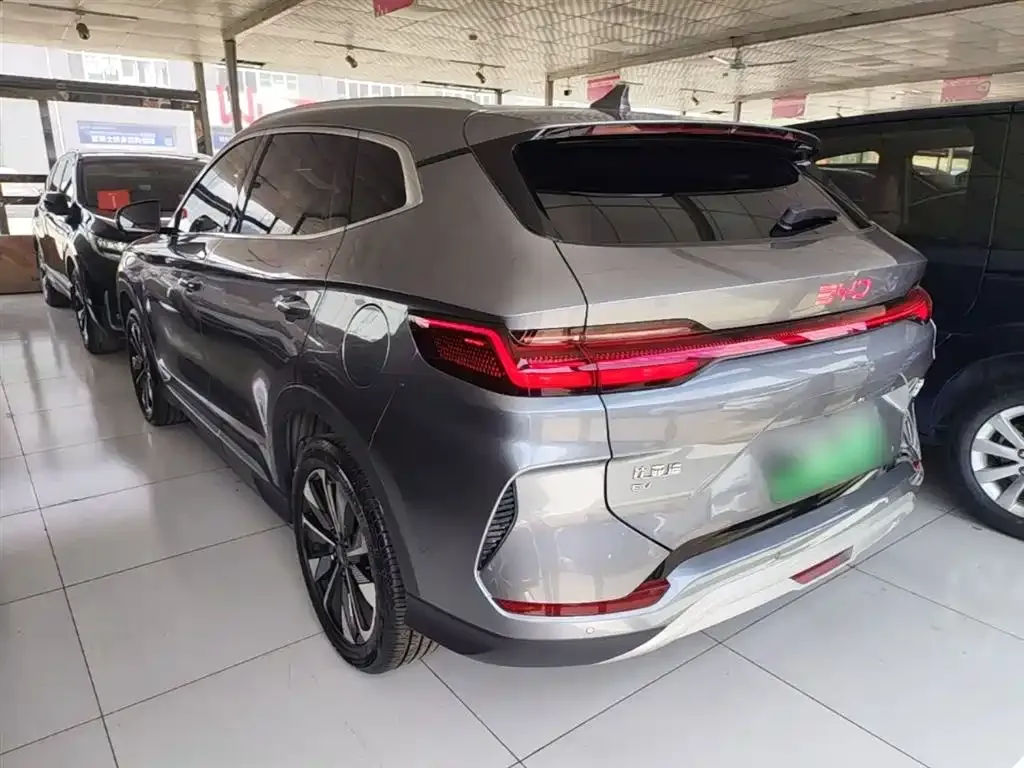 BYD PLUS New Energy — фото 9