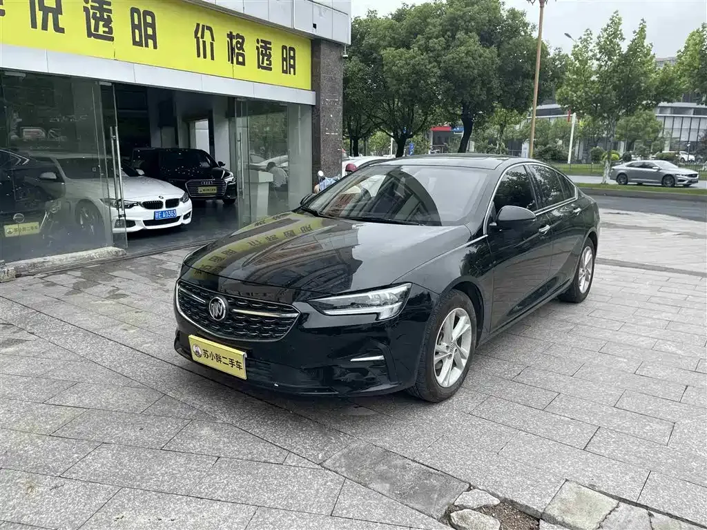 Buick Regal — фото 1
