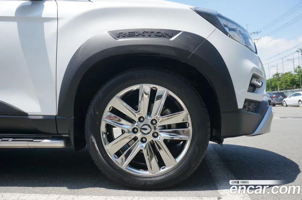 KG Mobility (Ssangyong) Rexton — фото 4