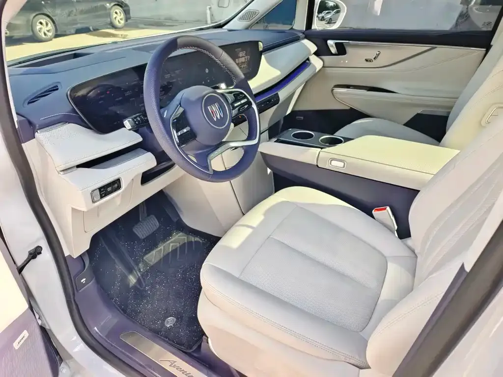 Buick GL8 Hybrid — фото 3