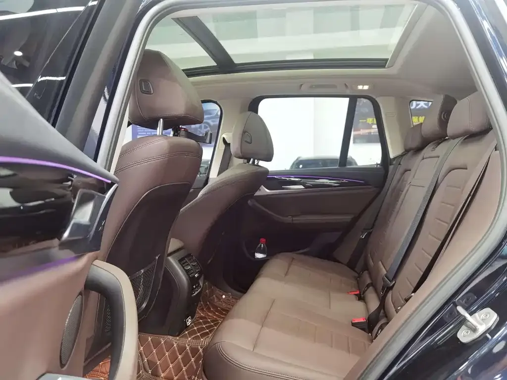 BMW X3 2021 из CN, фото 2