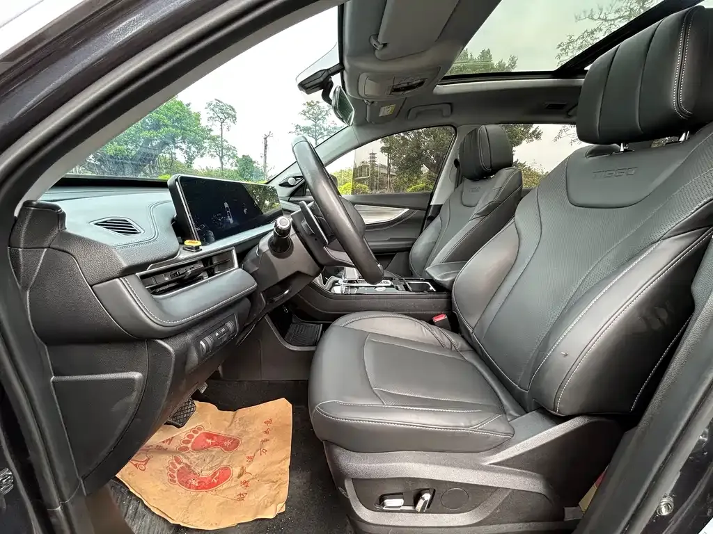 Chery Tiggo 8 PLUS — фото 10