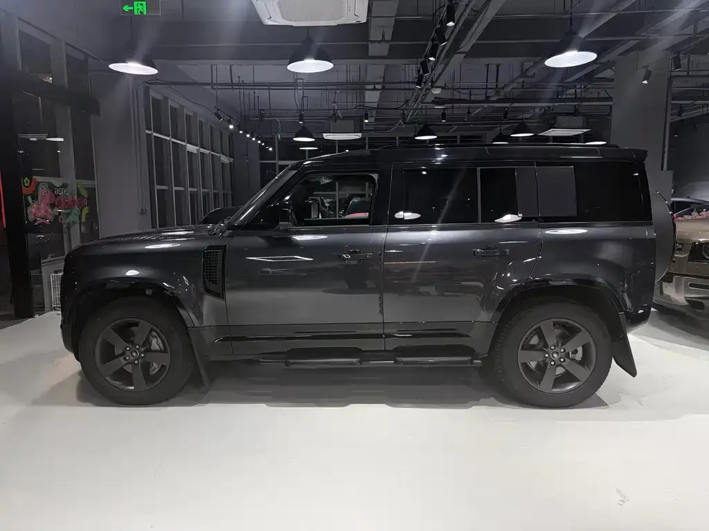 Land Rover Defender — фото 3