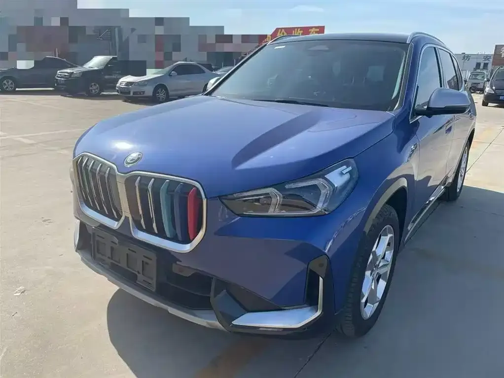 BMW X1 — фото 1