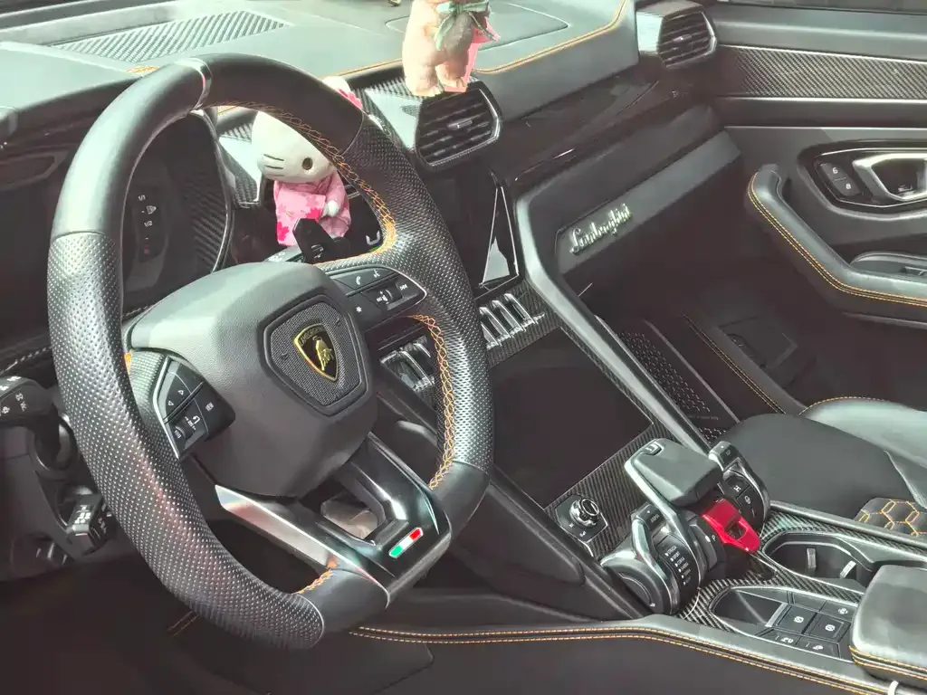 Lamborghini Urus — фото 3