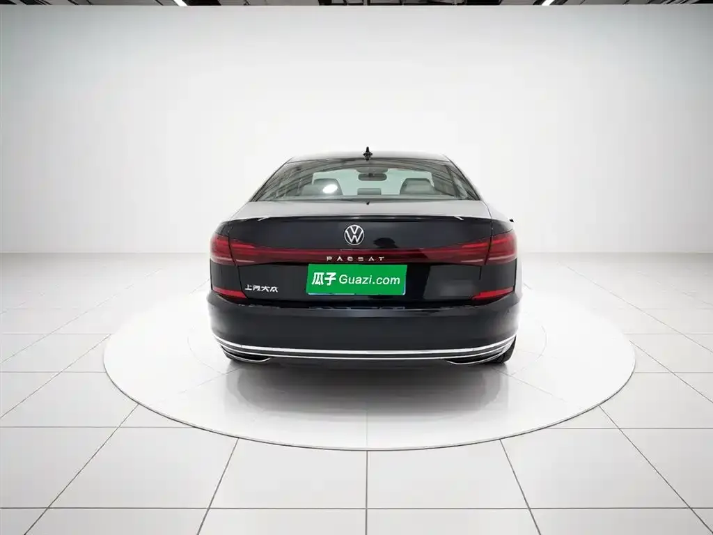 Volkswagen Passat — фото 6